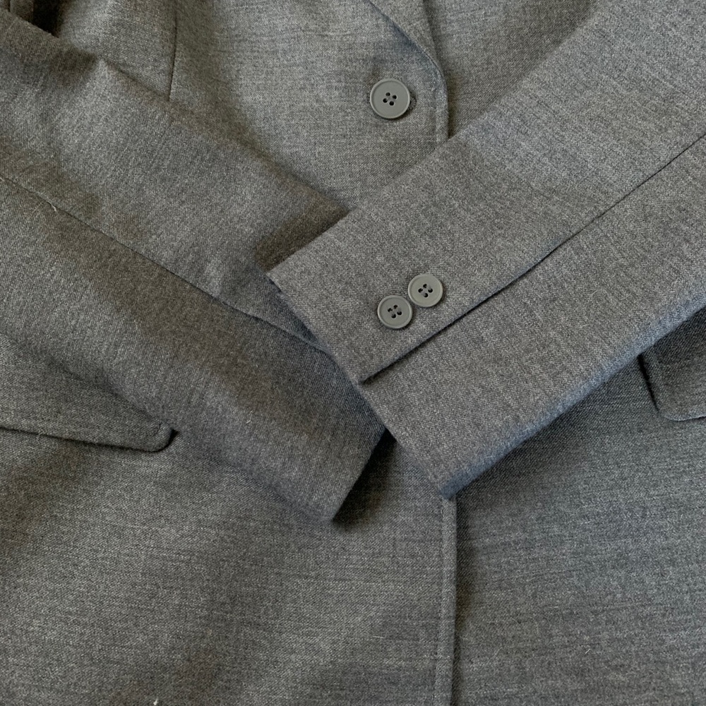 Blazer - Picture 9 of 11